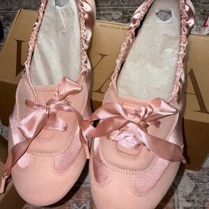 VIRAL VivaiaPink Ballet Flats (CHARLI XCX)